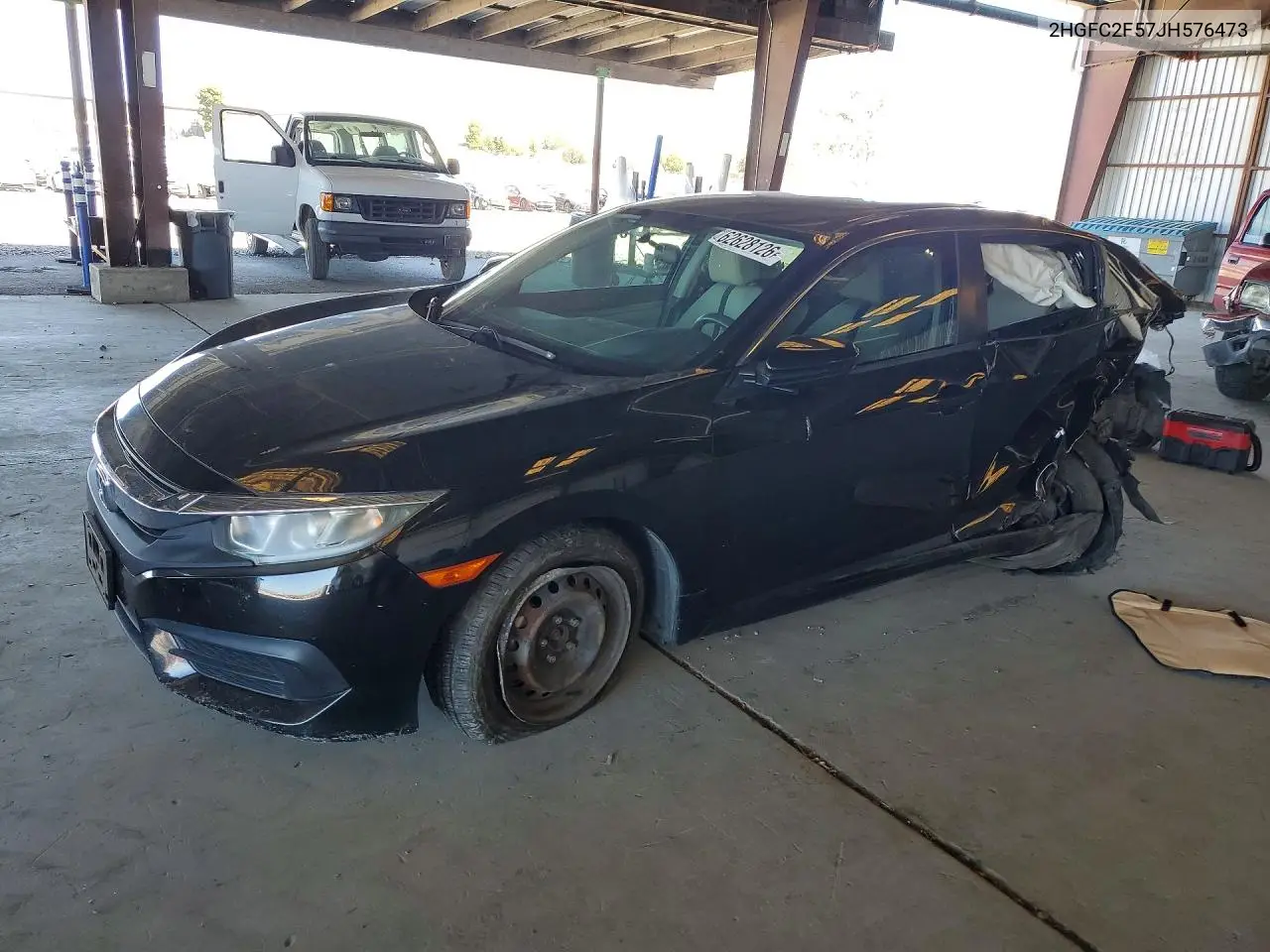 HONDA CIVIC 2018, VIN 2HGFC2F57JH576473