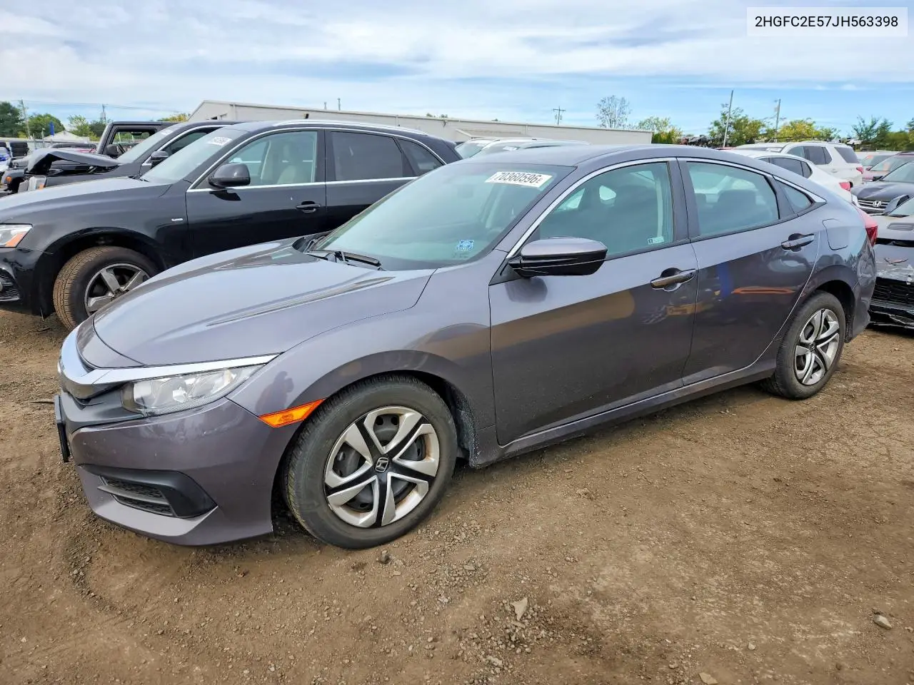 HONDA CIVIC 2018, VIN 2HGFC2E57JH563398