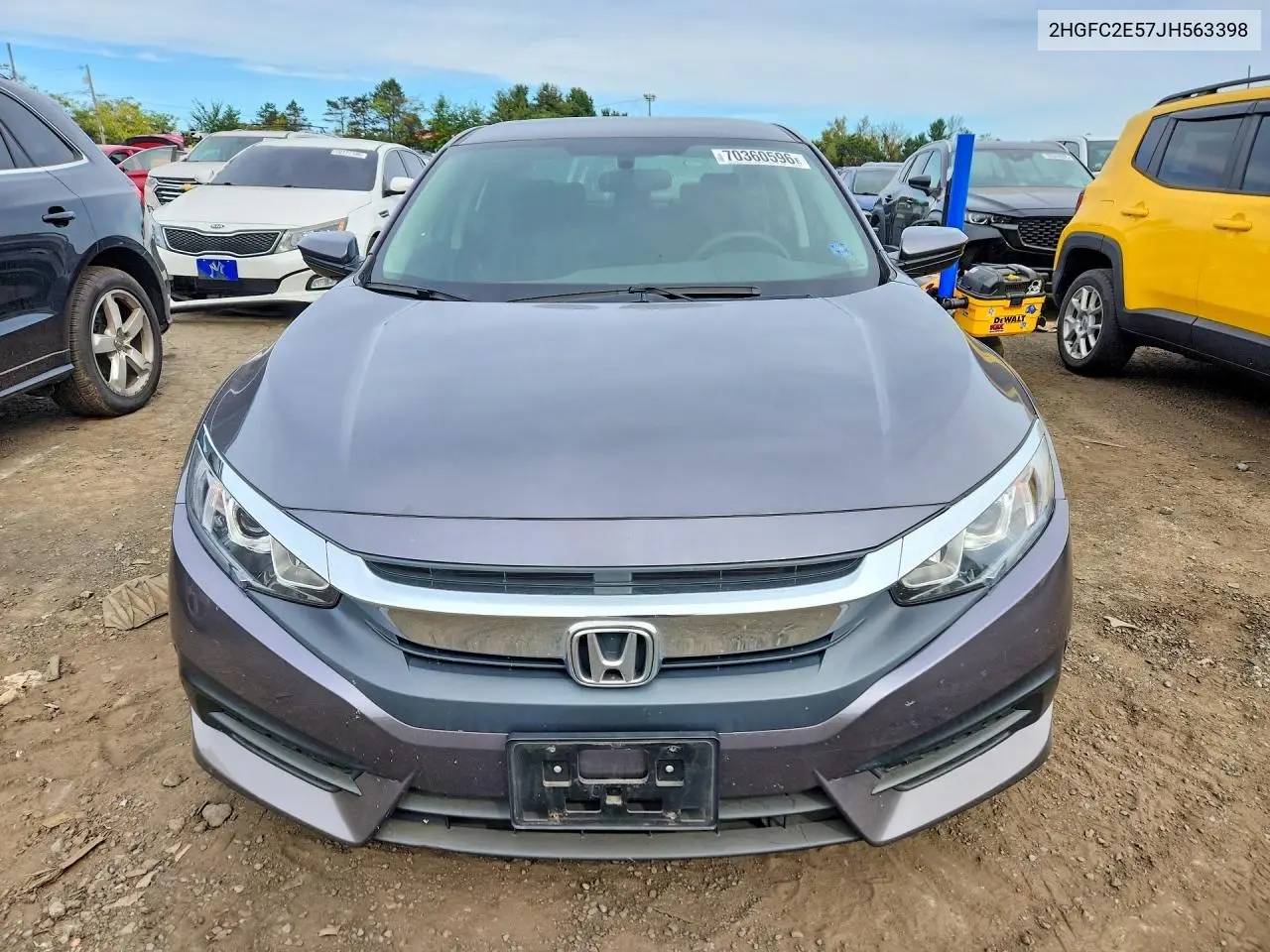 2018 HONDA CIVIC VIN 2HGFC2E57JH563398 — фото 5