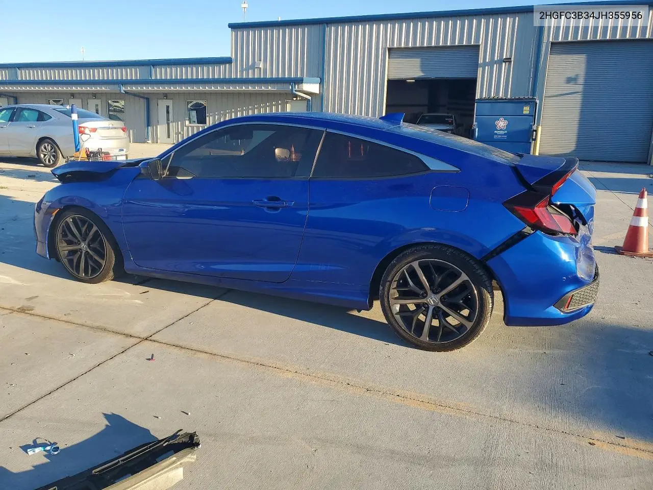 2018 HONDA CIVIC VIN 2HGFC3B34JH355956 — фото 2