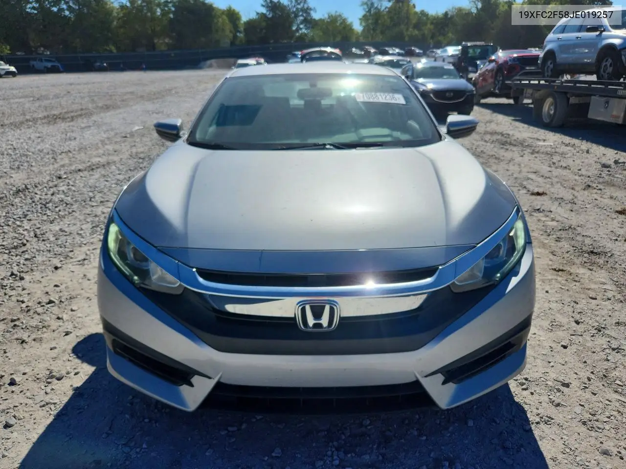 2018 HONDA CIVIC VIN 19XFC2F58JE019257 — фото 5