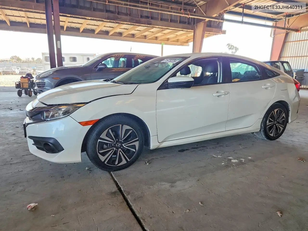 HONDA CIVIC 2018, VIN 2HGFC1E33JH640311