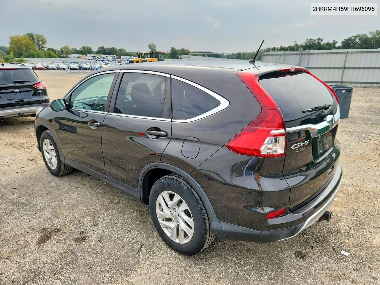 HONDA CR-V 2015, VIN 2HKRM4H59FH696095