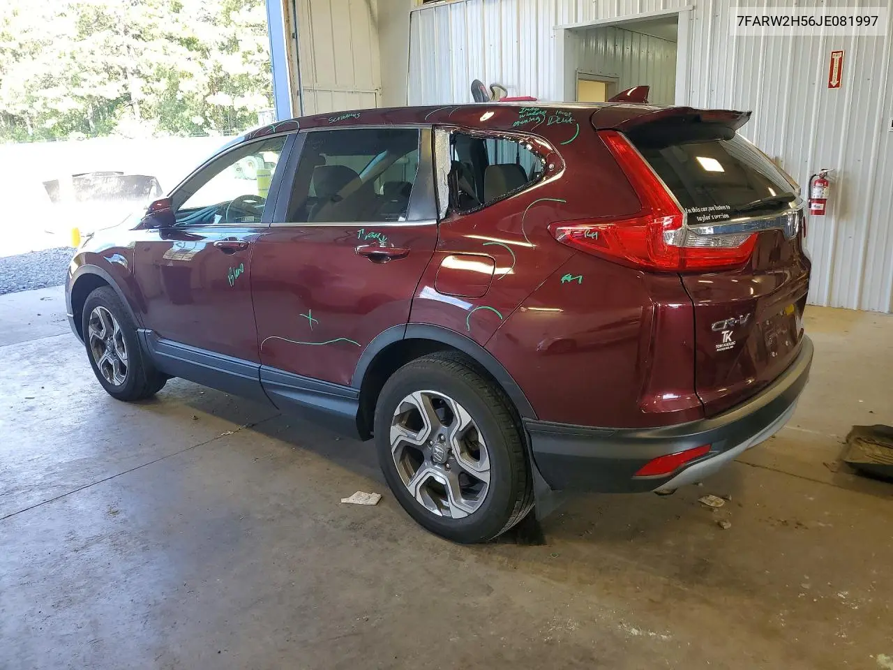 2018 HONDA CR-V VIN 7FARW2H56JE081997 — фото 2