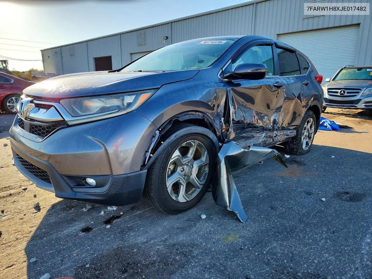 HONDA CR-V 2018, VIN 7FARW1H8XJE017482