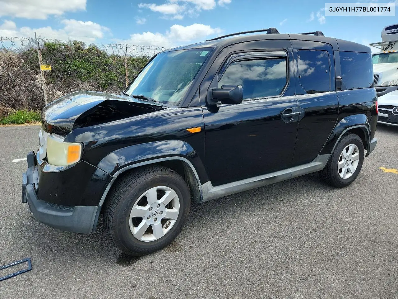 HONDA ELEMENT 2011, VIN 5J6YH1H77BL001774