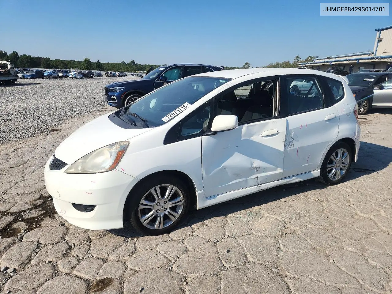 HONDA FIT 2009, VIN JHMGE88429S014701