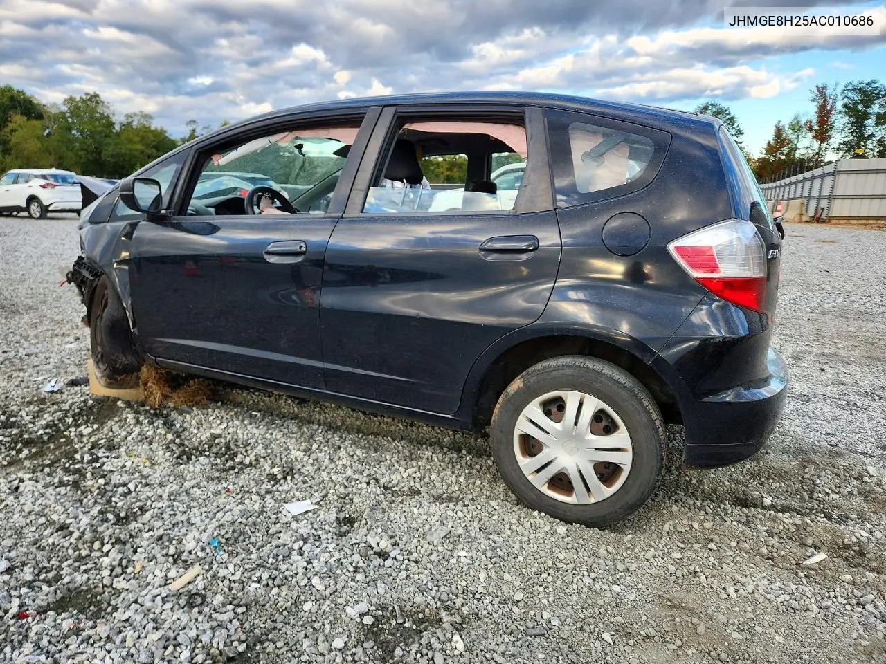 2010 HONDA FIT VIN JHMGE8H25AC010686 — фото 2