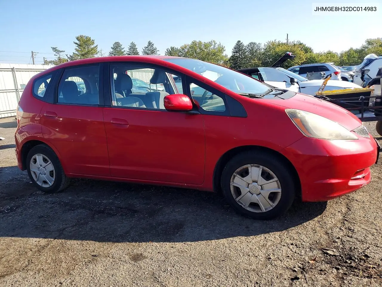 2013 HONDA FIT VIN JHMGE8H32DC014983 — фото 4