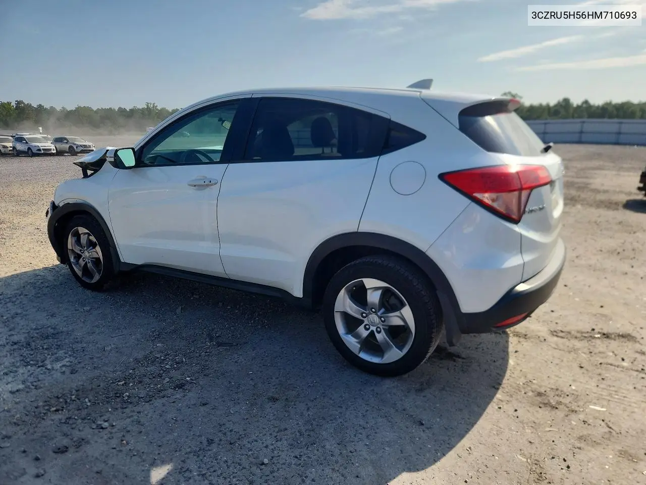 2017 HONDA HR-V VIN 3CZRU5H56HM710693 — фото 2