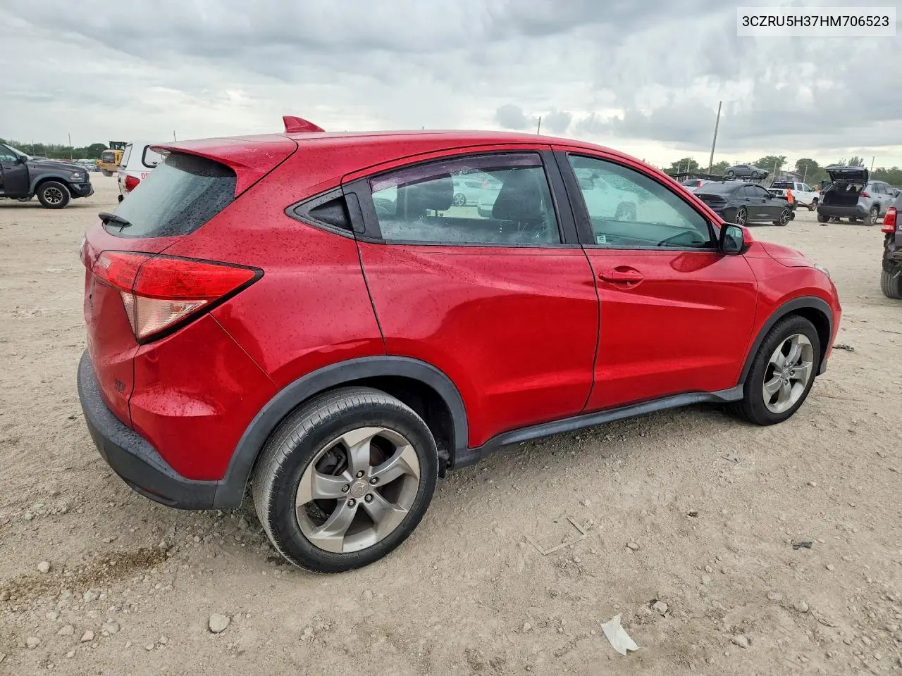 2017 HONDA HR-V VIN 3CZRU5H37HM706523 — фото 3