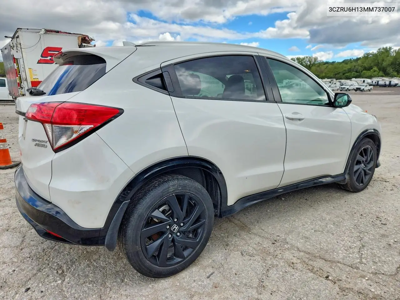 2021 HONDA HR-V VIN 3CZRU6H13MM737007 — фото 3