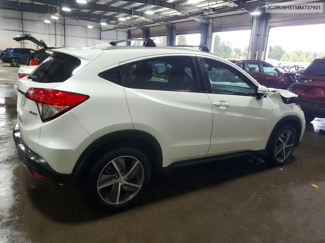 2021 HONDA HR-V VIN 3CZRU6H51MM737901 — фото 3