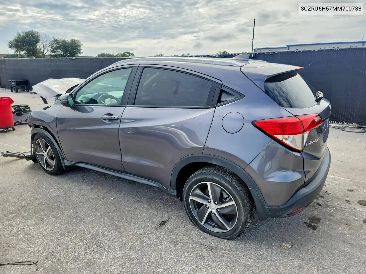 2021 HONDA HR-V VIN 3CZRU6H57MM700738 — фото 2