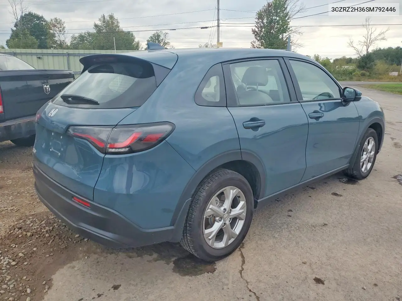2025 HONDA HR-V VIN 3CZRZ2H36SM792446 — фото 3