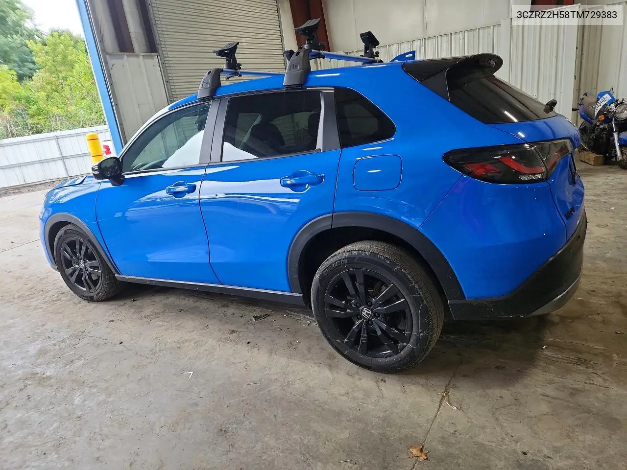 2026 HONDA HR-V VIN 3CZRZ2H58TM729383 — фото 2