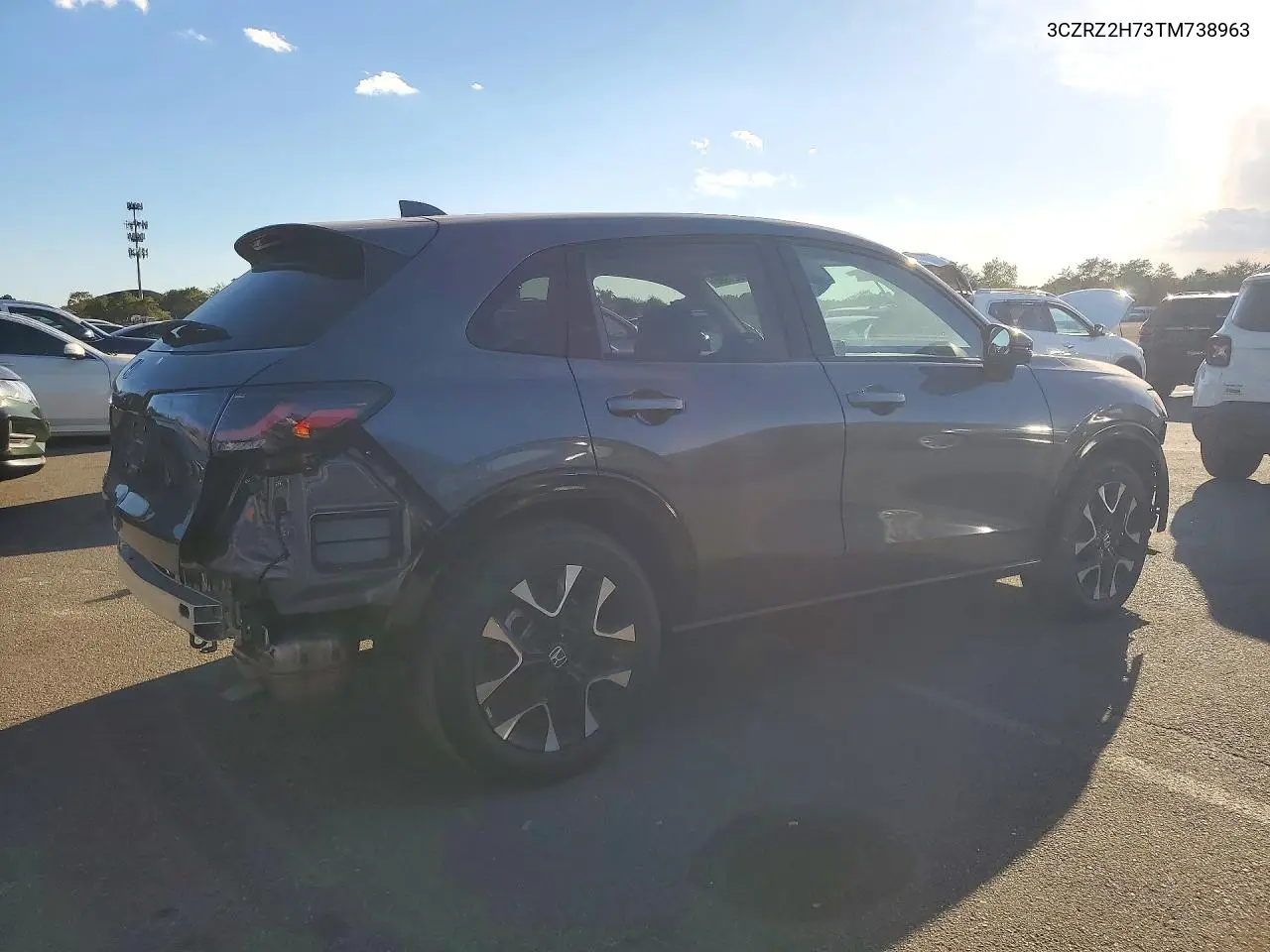 2026 HONDA HR-V VIN 3CZRZ2H73TM738963 — фото 3