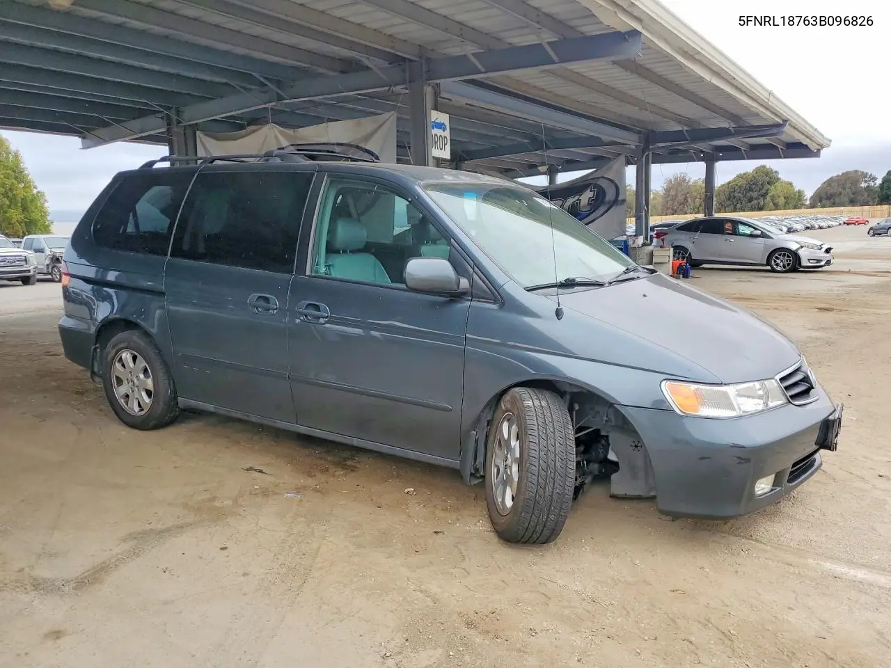 2003 HONDA ODYSSEY VIN 5FNRL18763B096826 — фото 4