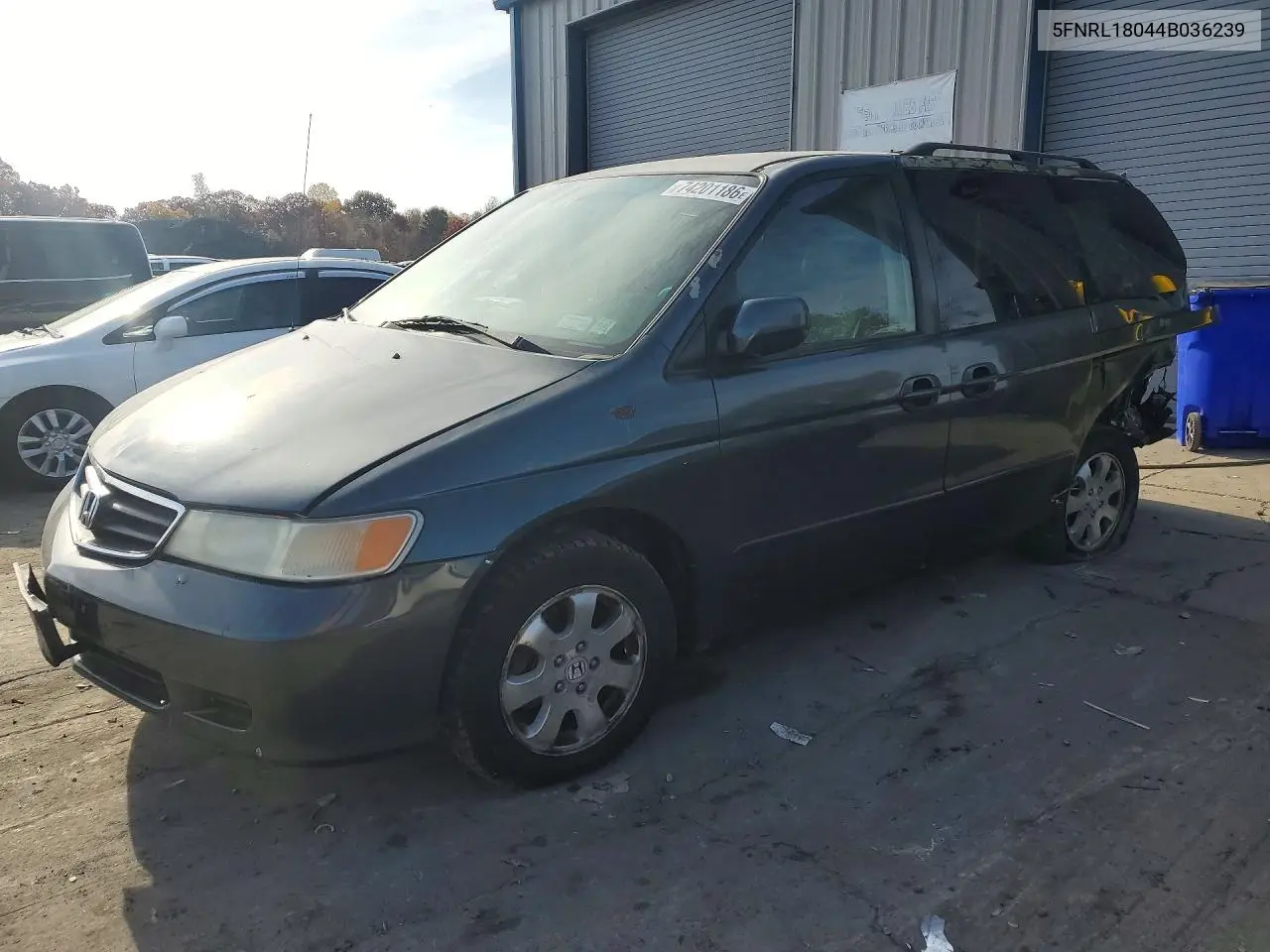 HONDA ODYSSEY 2004, VIN 5FNRL18044B036239