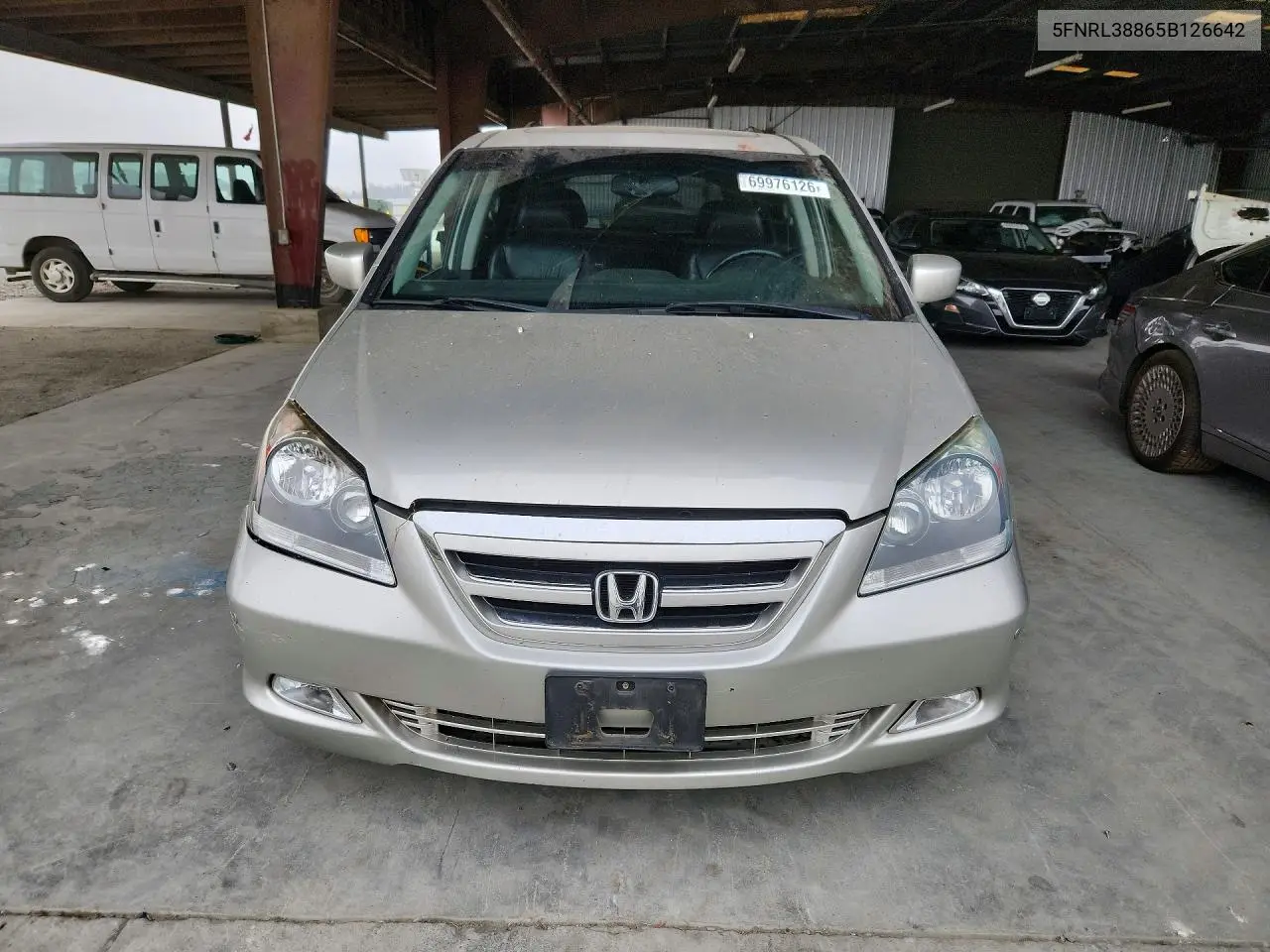 2005 HONDA ODYSSEY VIN 5FNRL38865B126642 — фото 5