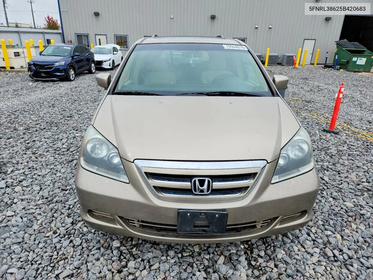2005 HONDA ODYSSEY VIN 5FNRL38625B420683 — фото 5