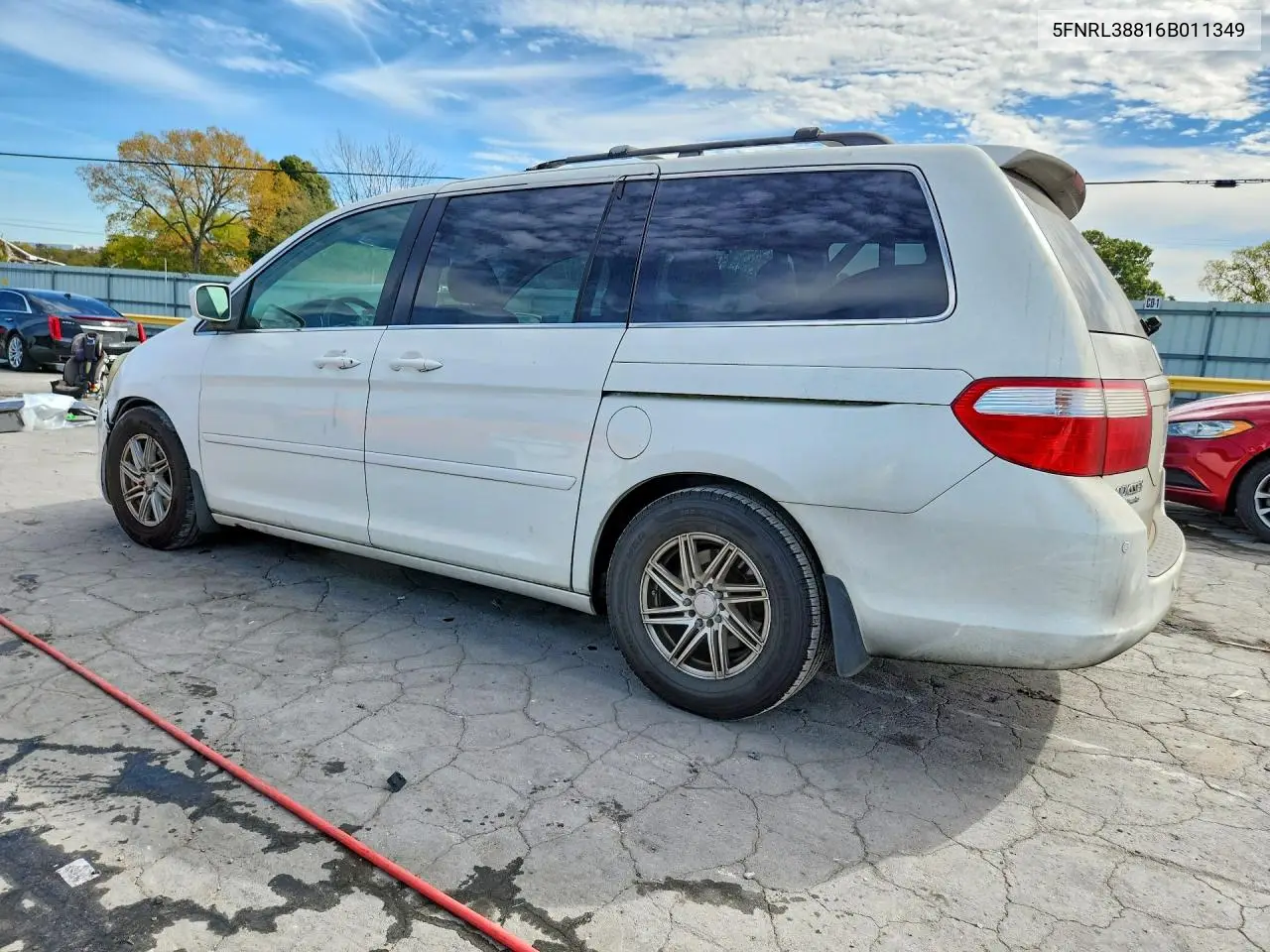 2006 HONDA ODYSSEY VIN 5FNRL38816B011349 — фото 2