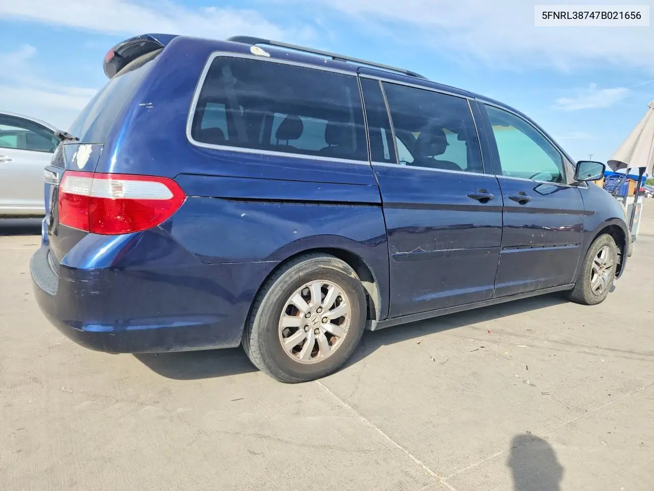2007 HONDA ODYSSEY VIN 5FNRL38747B021656 — фото 3
