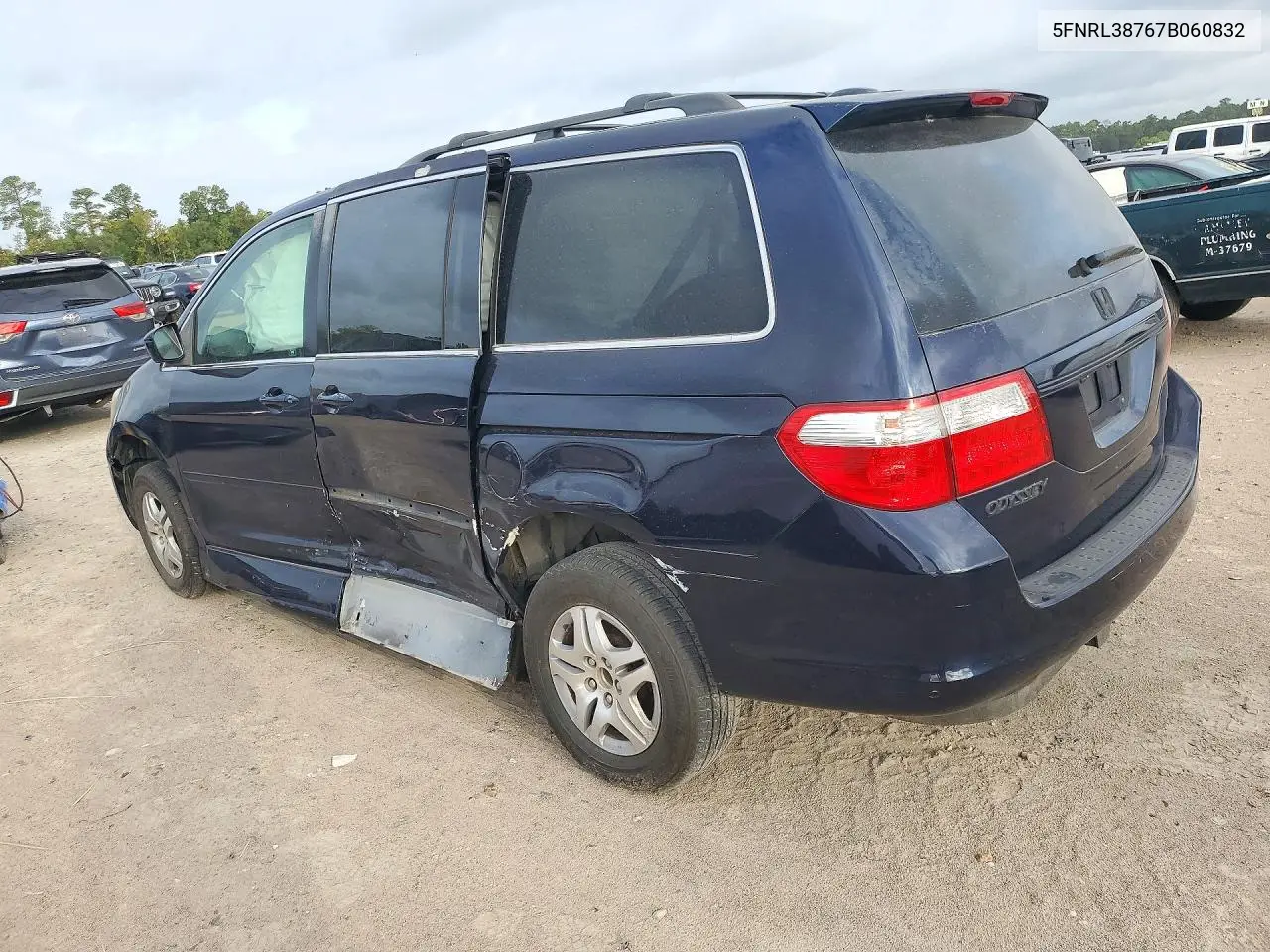 2007 HONDA ODYSSEY VIN 5FNRL38767B060832 — фото 2