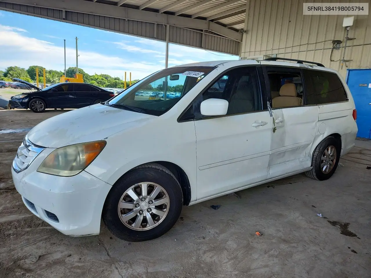 HONDA ODYSSEY 2009, VIN 5FNRL38419B005794