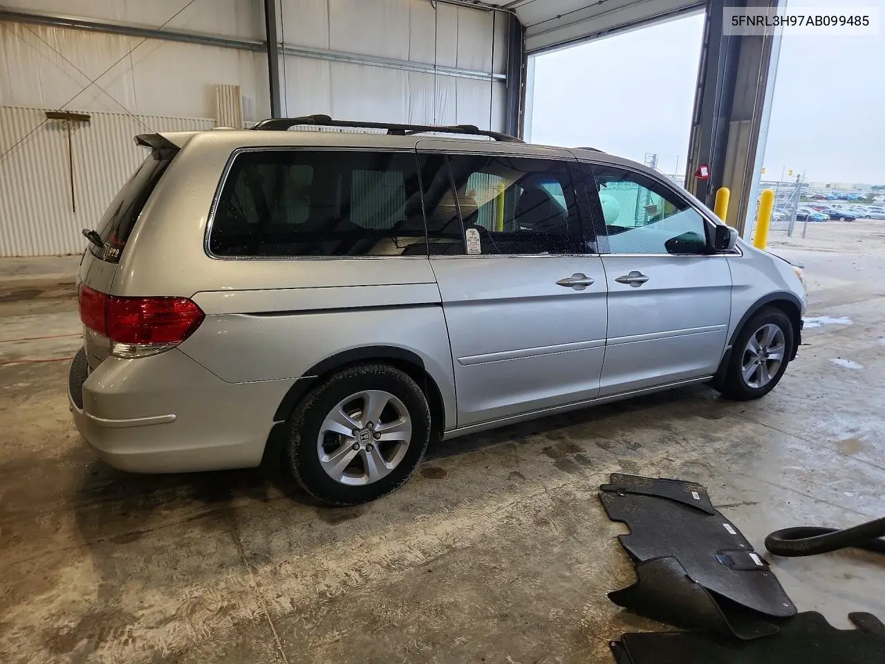 2010 HONDA ODYSSEY VIN 5FNRL3H97AB099485 — фото 3