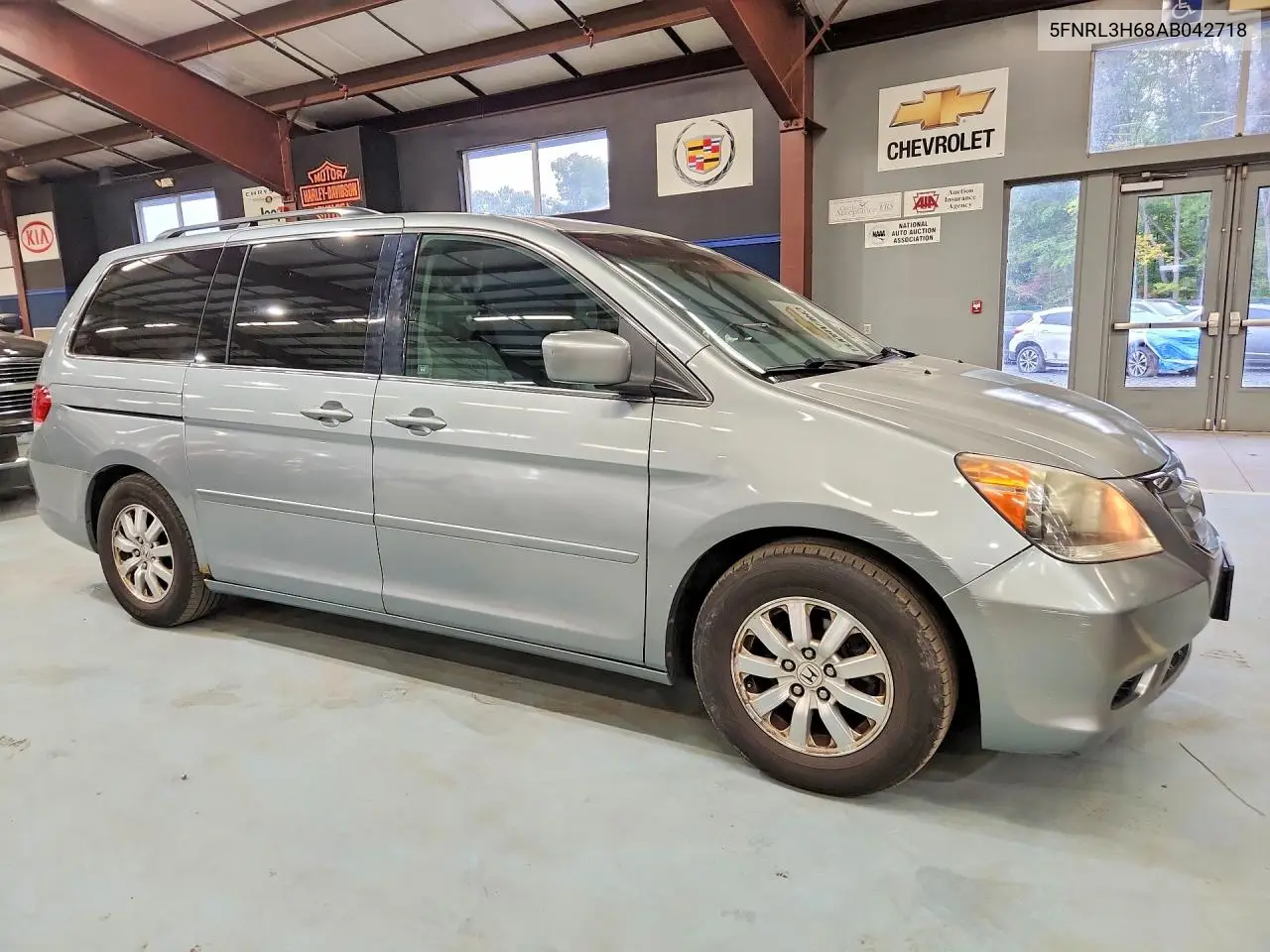 2010 HONDA ODYSSEY VIN 5FNRL3H68AB042718 — фото 4