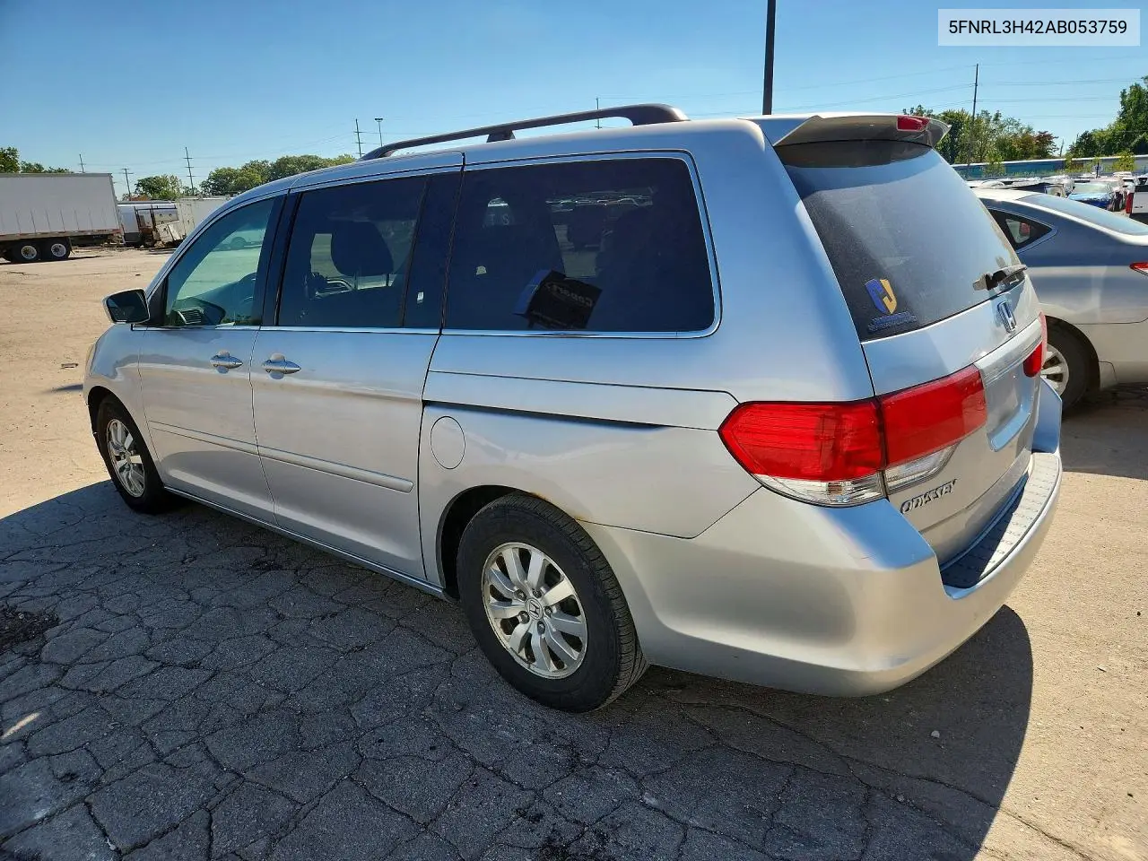 2010 HONDA ODYSSEY VIN 5FNRL3H42AB053759 — фото 2
