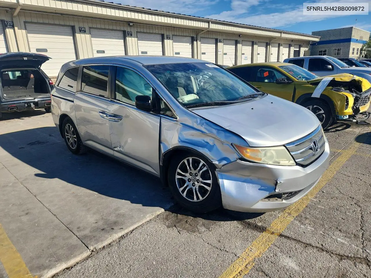 2011 HONDA ODYSSEY VIN 5FNRL5H42BB009872 — фото 4