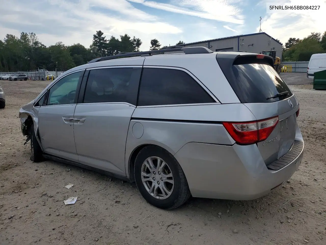 2011 HONDA ODYSSEY VIN 5FNRL5H65BB084227 — фото 2