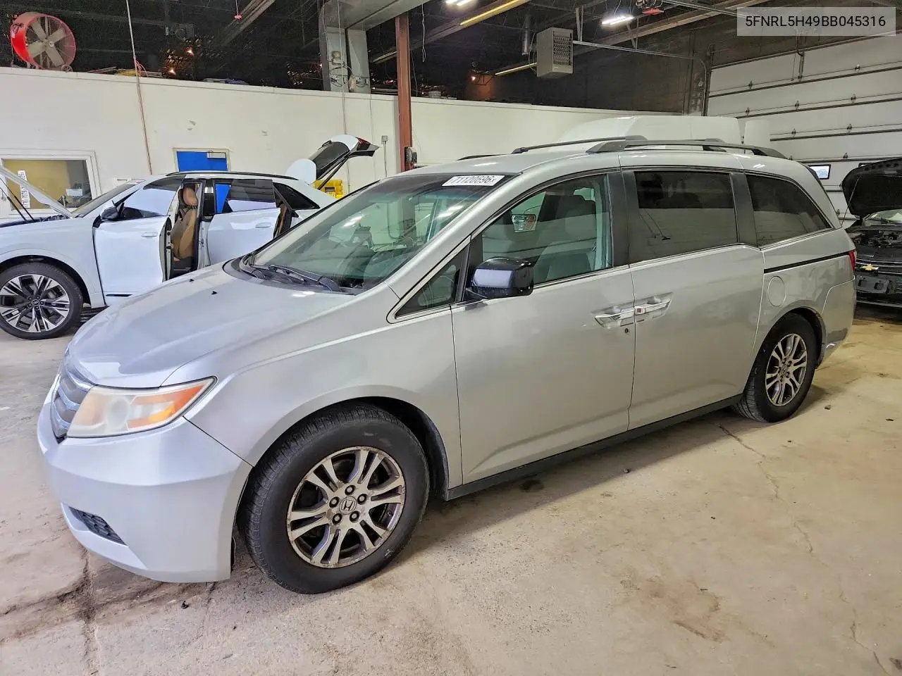 HONDA ODYSSEY 2011, VIN 5FNRL5H49BB045316