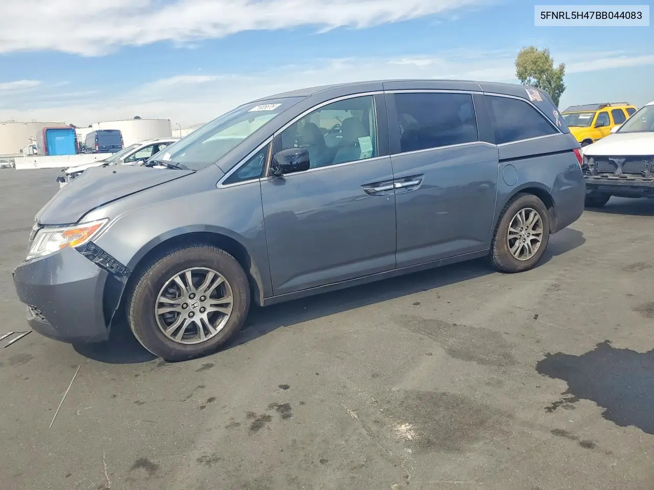 HONDA ODYSSEY 2011, VIN 5FNRL5H47BB044083
