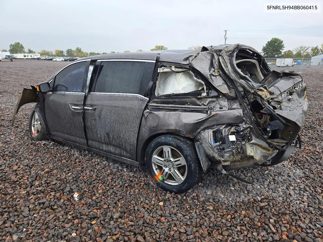 2011 HONDA ODYSSEY VIN 5FNRL5H94BB060415 — фото 2