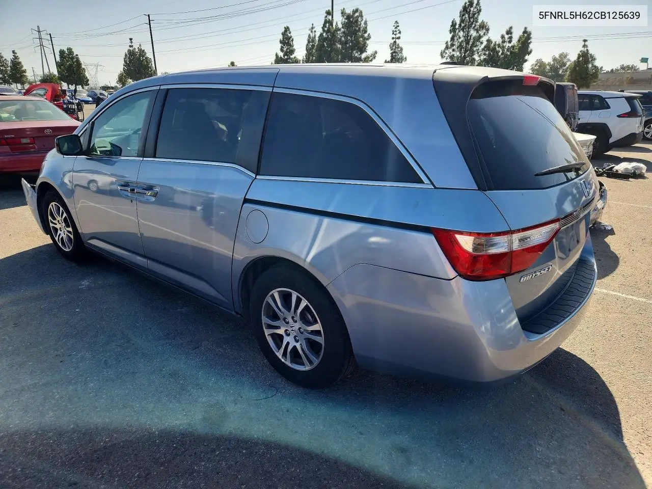 2012 HONDA ODYSSEY VIN 5FNRL5H62CB125639 — фото 2