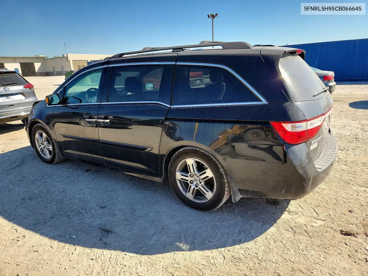 2012 HONDA ODYSSEY VIN 5FNRL5H95CB066645 — фото 2