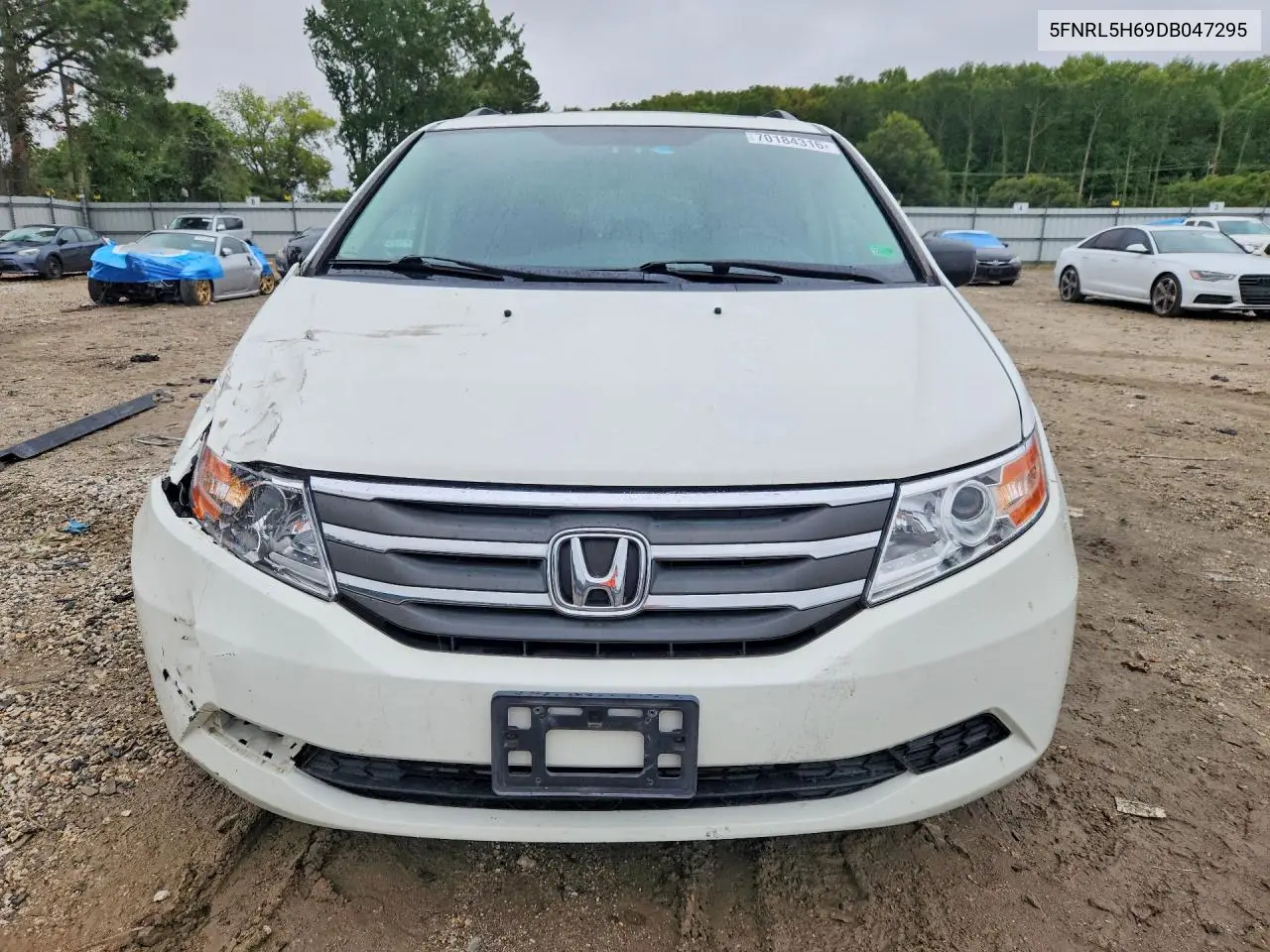 2013 HONDA ODYSSEY VIN 5FNRL5H69DB047295 — фото 5
