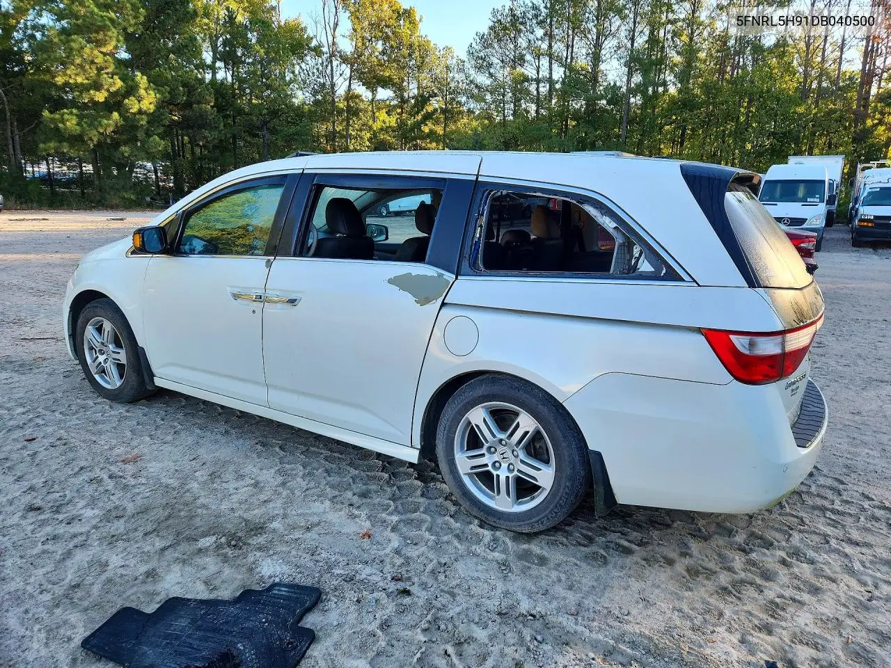2013 HONDA ODYSSEY VIN 5FNRL5H91DB040500 — фото 2