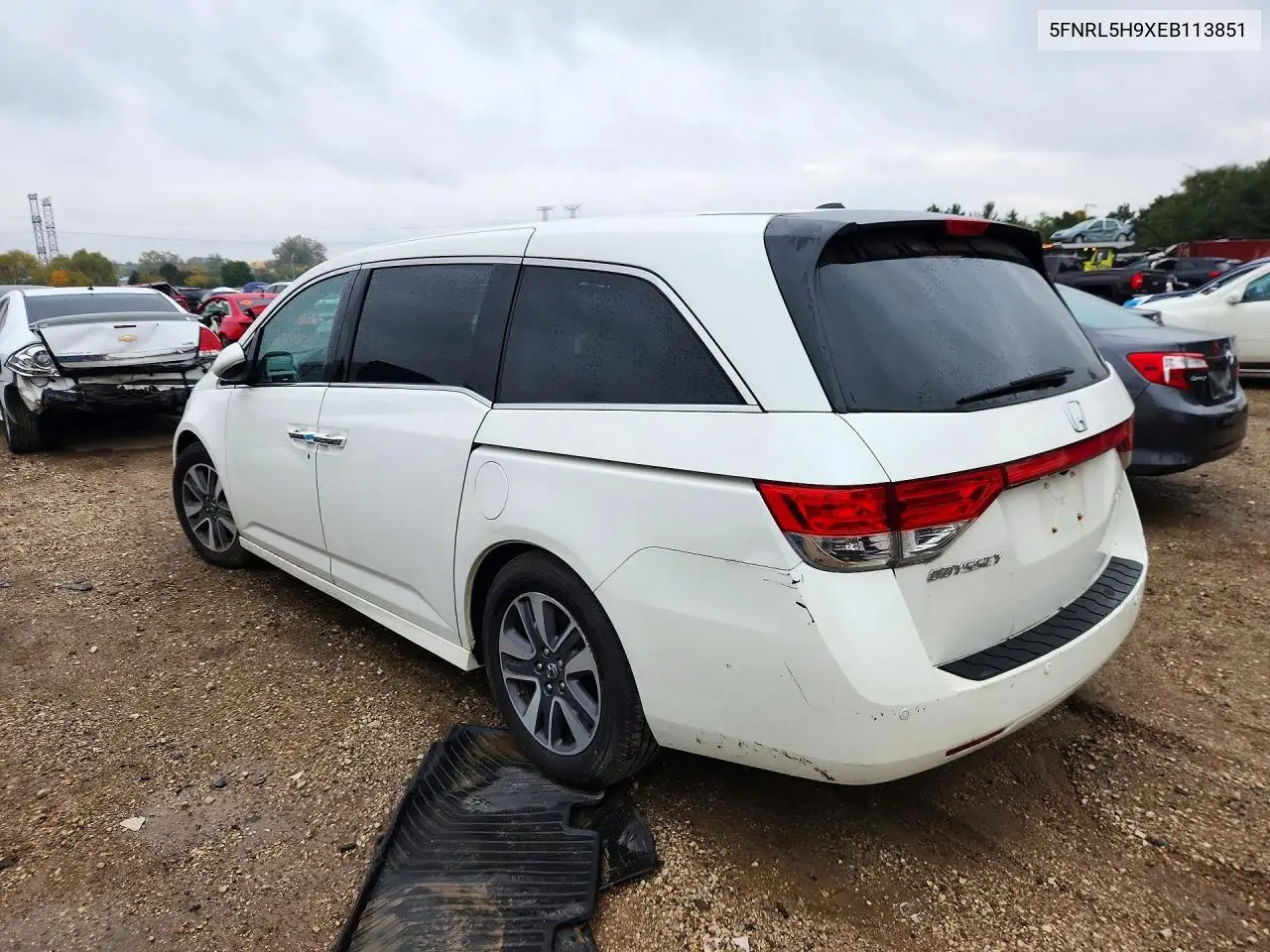 2014 HONDA ODYSSEY VIN 5FNRL5H9XEB113851 — фото 2