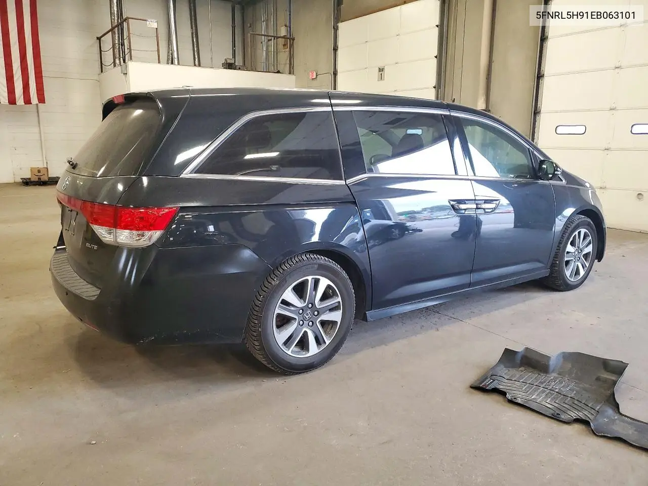 2014 HONDA ODYSSEY VIN 5FNRL5H91EB063101 — фото 3