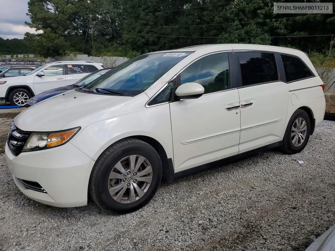 HONDA ODYSSEY 2015, VIN 5FNRL5H66FB011213