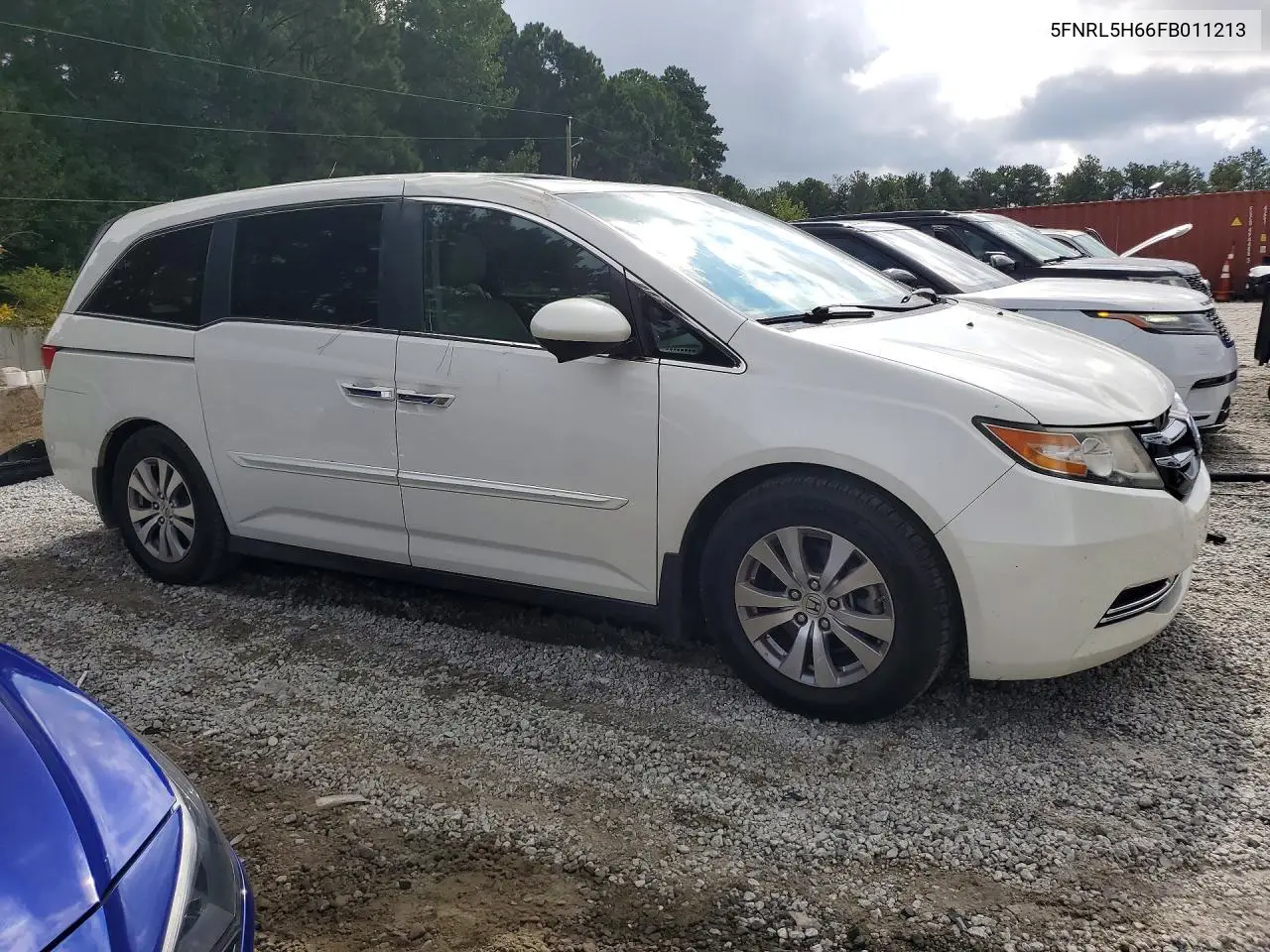 2015 HONDA ODYSSEY VIN 5FNRL5H66FB011213 — фото 4