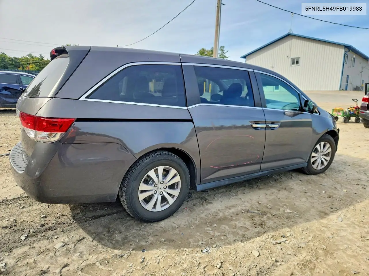 2015 HONDA ODYSSEY VIN 5FNRL5H49FB019983 — фото 3