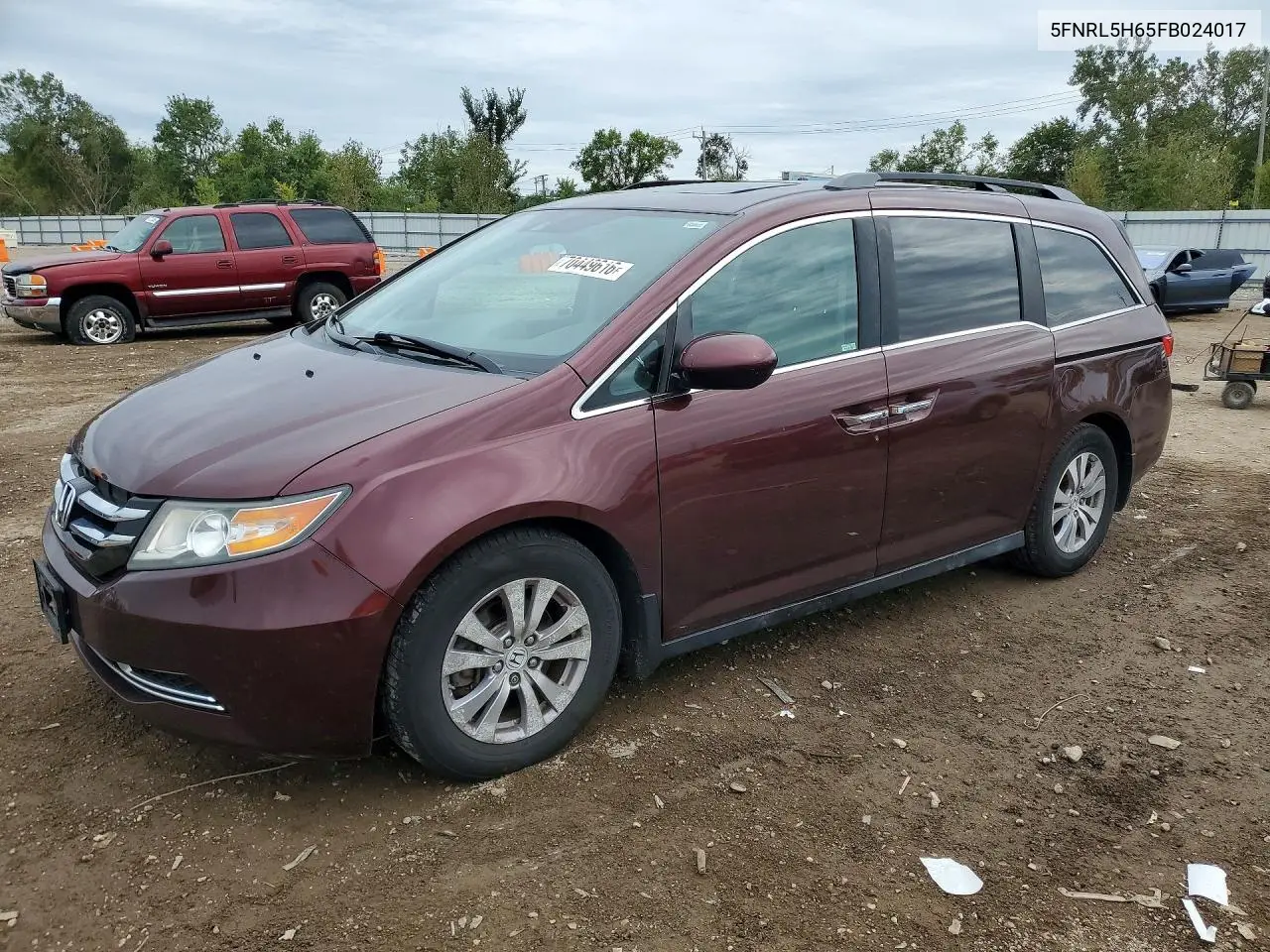 HONDA ODYSSEY 2015, VIN 5FNRL5H65FB024017
