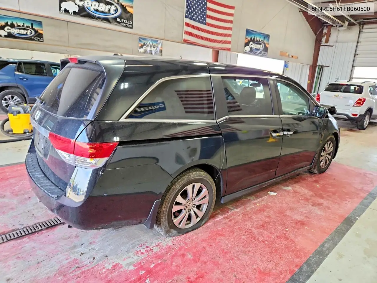 2015 HONDA ODYSSEY VIN 5FNRL5H61FB060500 — фото 3