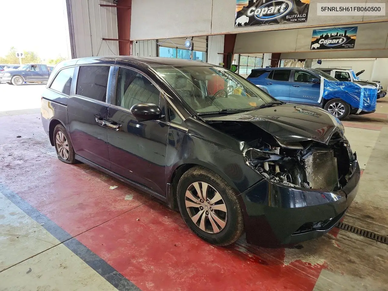 2015 HONDA ODYSSEY VIN 5FNRL5H61FB060500 — фото 4