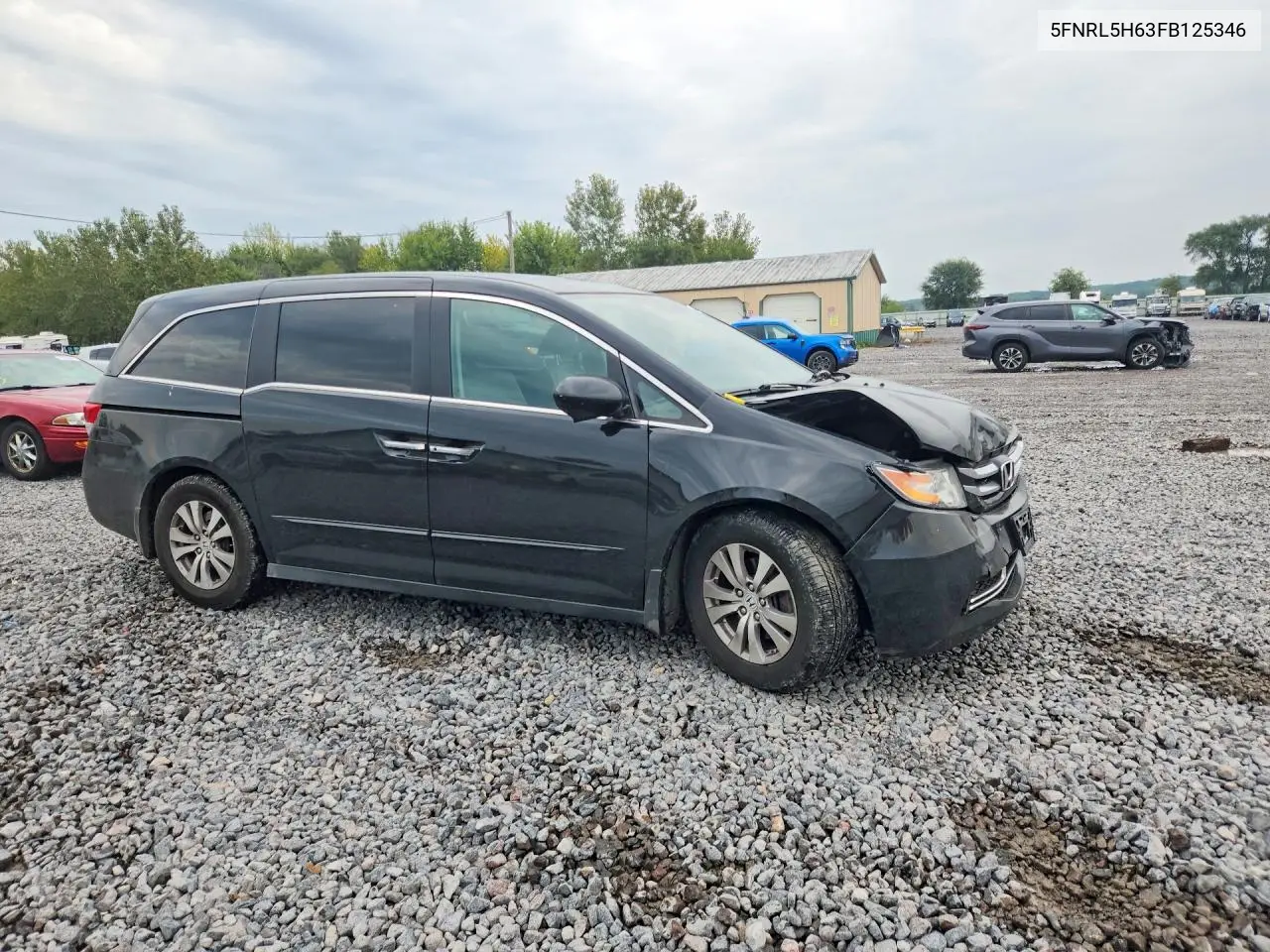 2015 HONDA ODYSSEY VIN 5FNRL5H63FB125346 — фото 4
